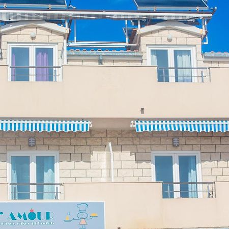 Apartmani Riva 罗戈兹尼察 外观 照片